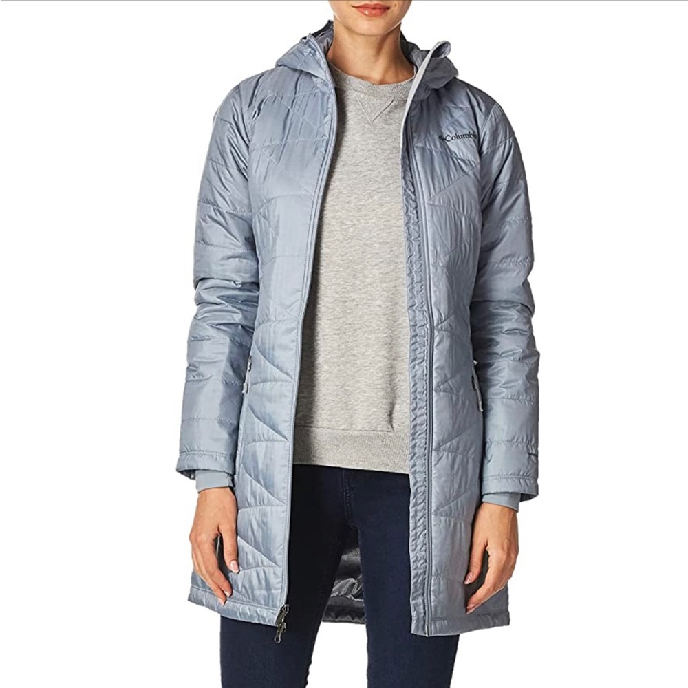 NWOT Columbia Women’s Mighty Lite hooded jacket